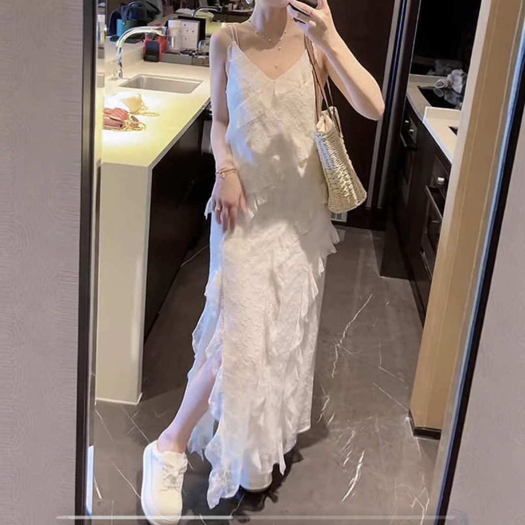  裾フリル切替ロング丈キャミワンピース