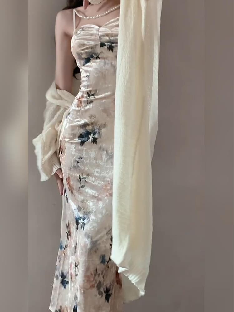 キャミワンピース 花模様の優美なベロアキャミワンピース