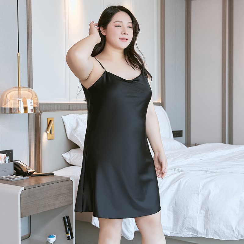 キャミワンピース 艶やかな美シルエットキャミワンピース